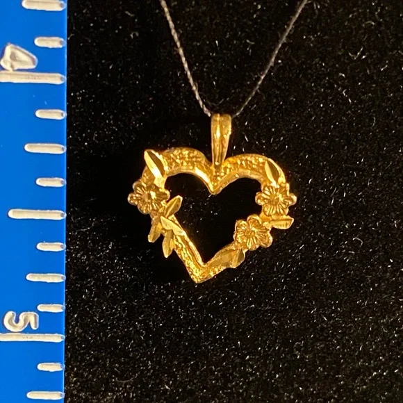 14K Hearts & Flowers - Picture 3 of 3